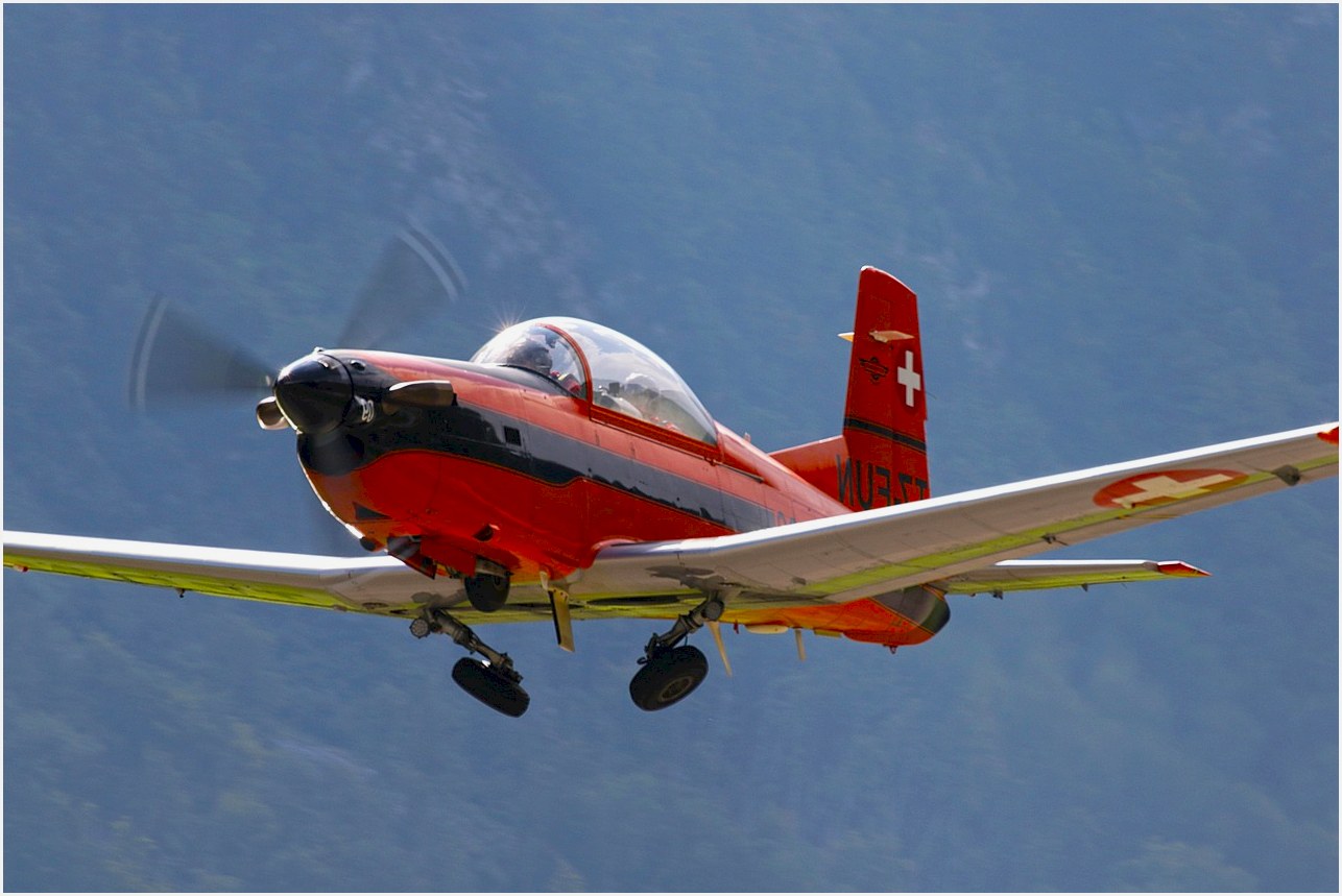 plane, propeller, aviation, pc-7, turbo, pilate, double seater, trainer, turboprop, switzerland