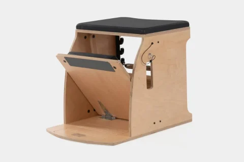 Cadeira Wunda de Pilates com pedal e molas ajustáveis